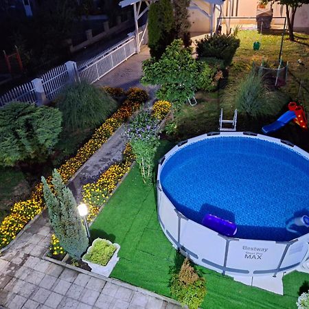 Holiday Home Peaceful Retreat 비소코 외부 사진