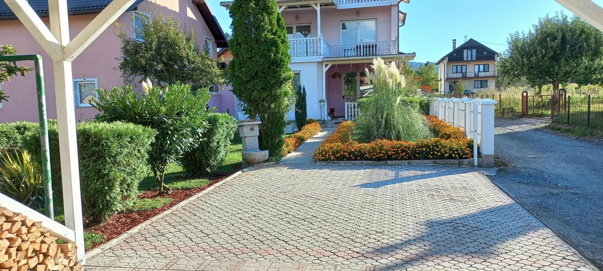 Holiday Home Peaceful Retreat 비소코 외부 사진