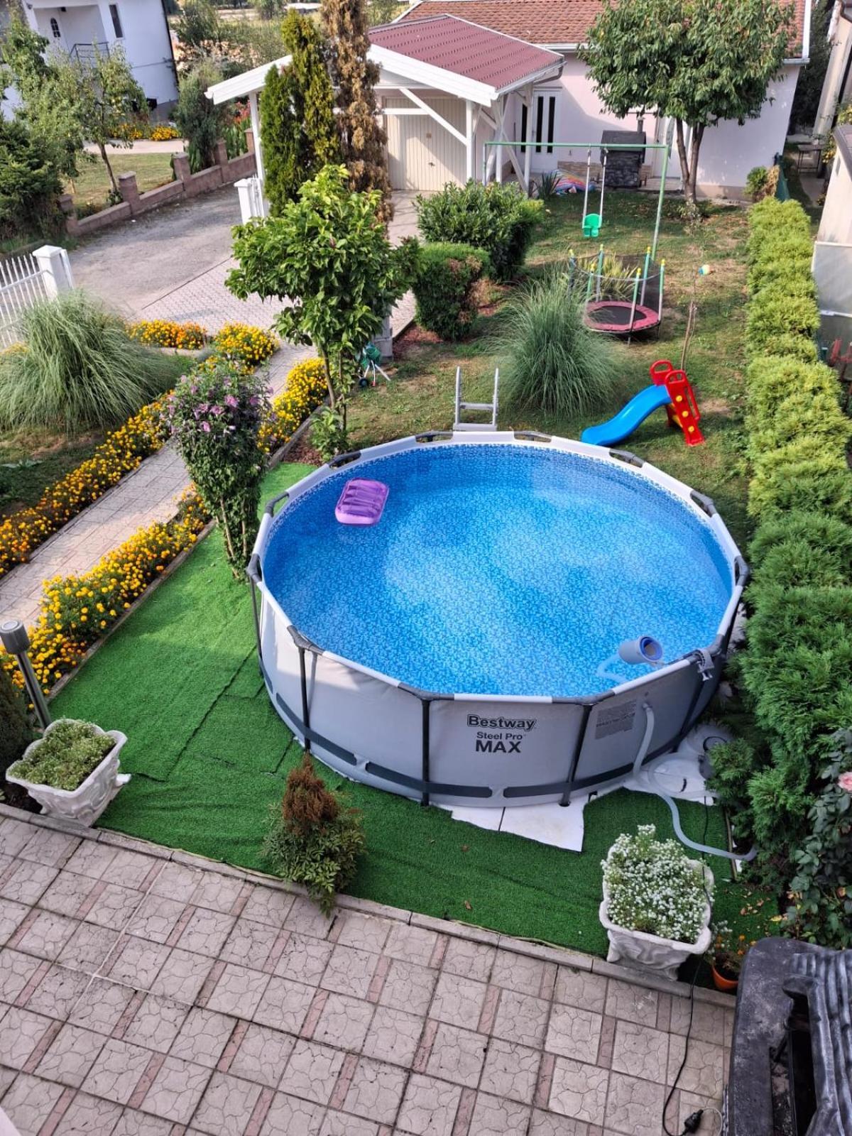 Holiday Home Peaceful Retreat 비소코 외부 사진